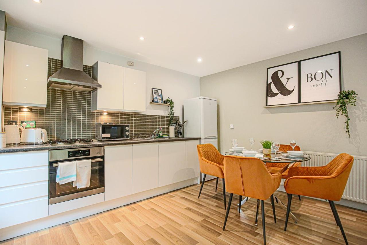 מילטון קינס Campbell Park Apartment - City Centre - Free Parking, Balcony, Super-Fast Wifi And Smart Tv With Netflix By Yoko Property מראה חיצוני תמונה
