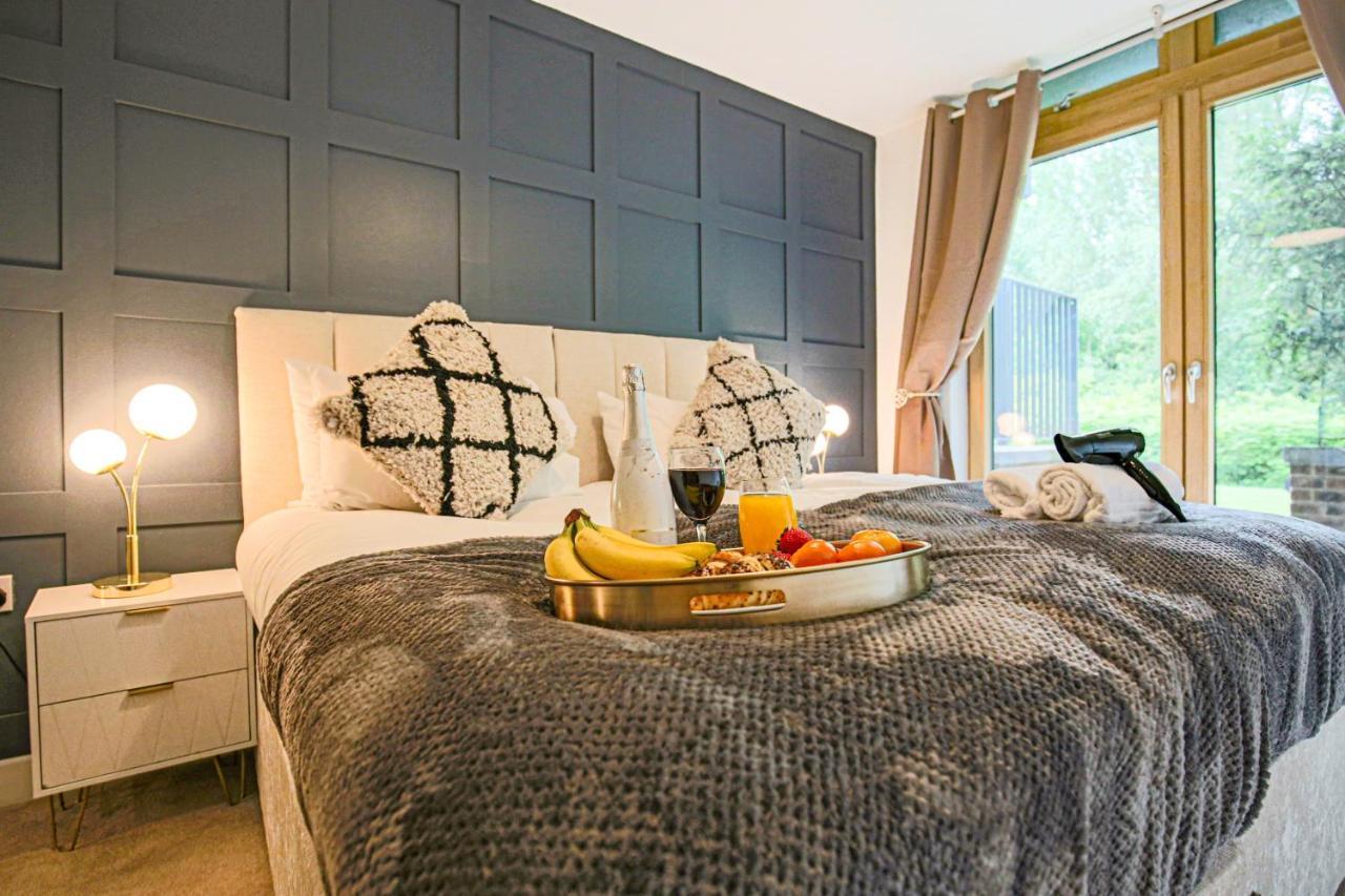 מילטון קינס Campbell Park Apartment - City Centre - Free Parking, Balcony, Super-Fast Wifi And Smart Tv With Netflix By Yoko Property מראה חיצוני תמונה